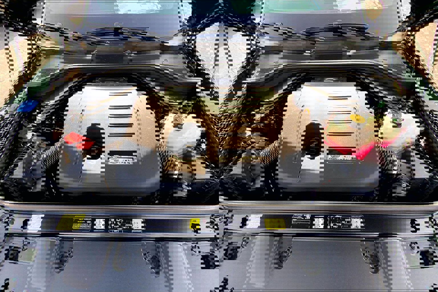 New 2026 Land Rover Range Rover SE image 14