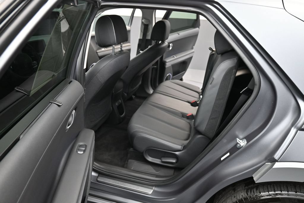 Certified 2024 Hyundai Ioniq 5 Limited AWD/4WD image 10