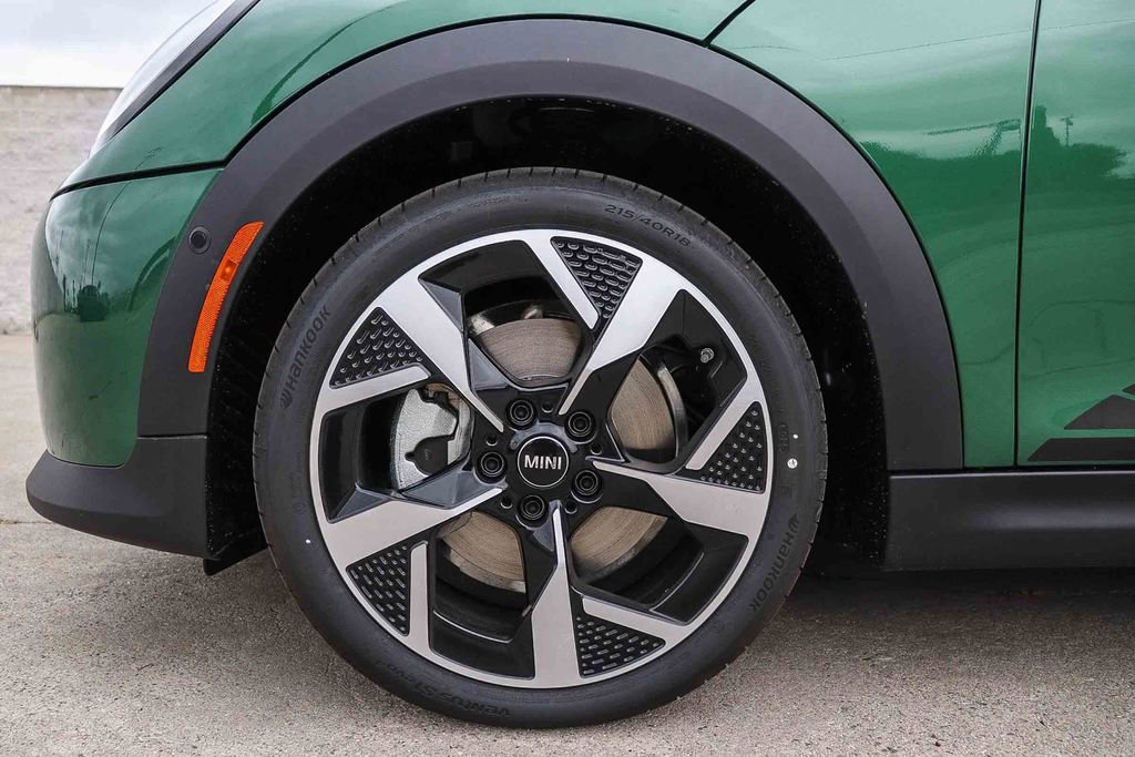 New 2026 MINI Cooper 2-Door Hardtop image 12