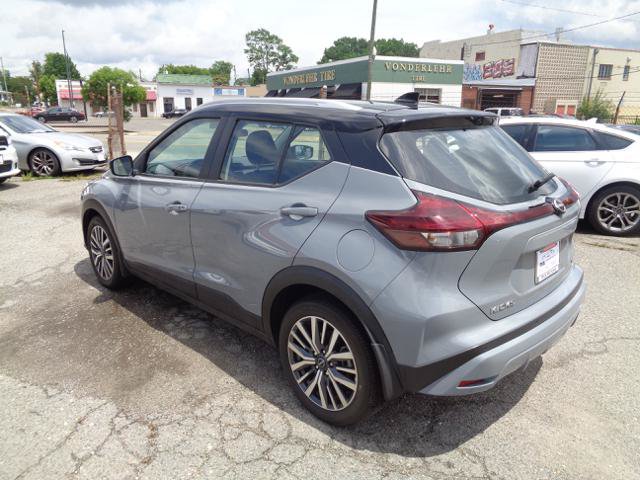 Used 2024 Nissan Kicks SV FWD image 6