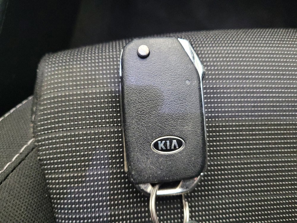 Used 2019 Kia Forte S w/ S Premium Package FWD image 32
