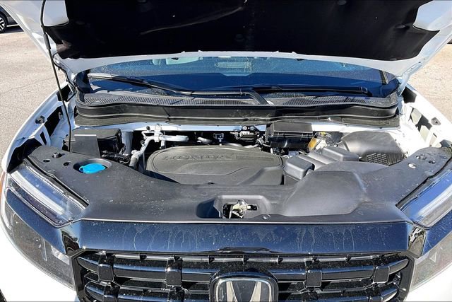New 2026 Honda Ridgeline Black Edition image 9