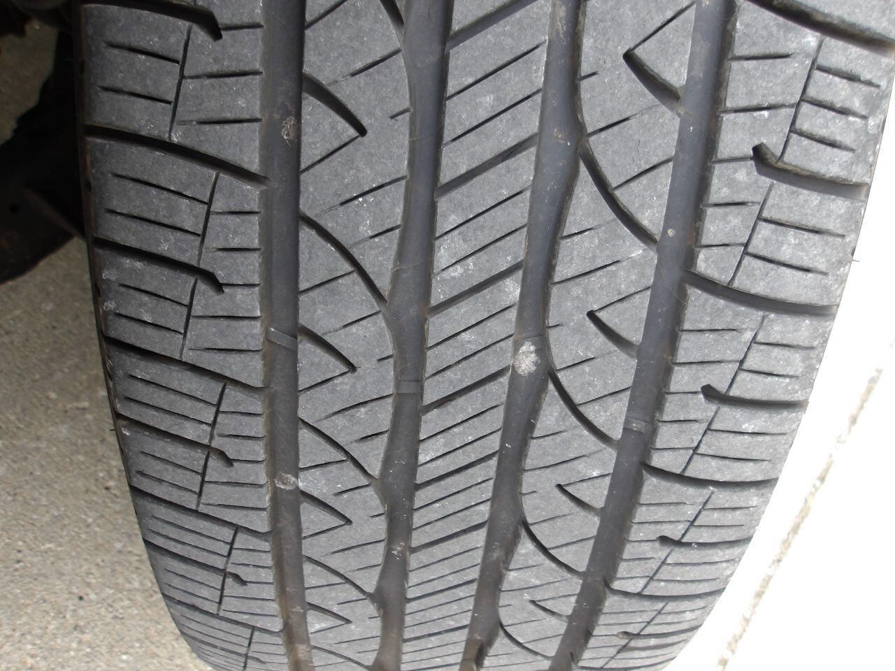 Used 2012 Ford Edge SEL FWD image 27
