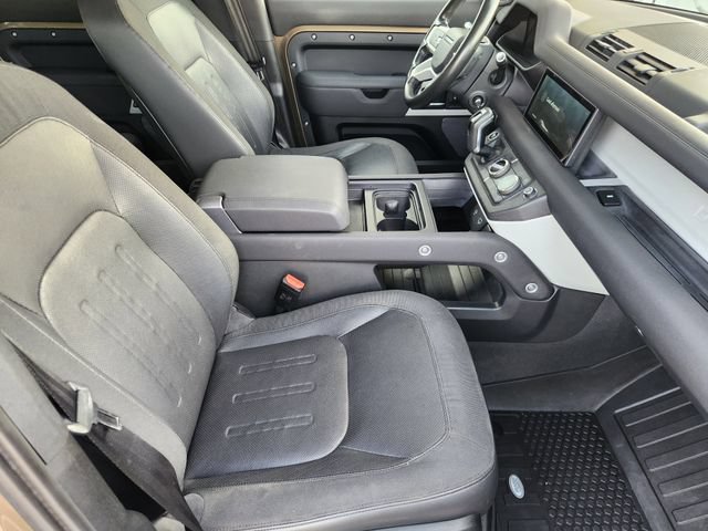 Used 2020 Land Rover Defender 110 SE AWD/4WD image 10