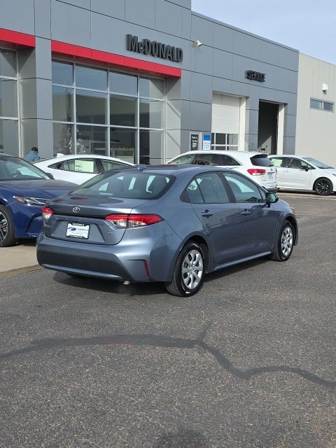 Used 2022 Toyota Corolla LE image 5