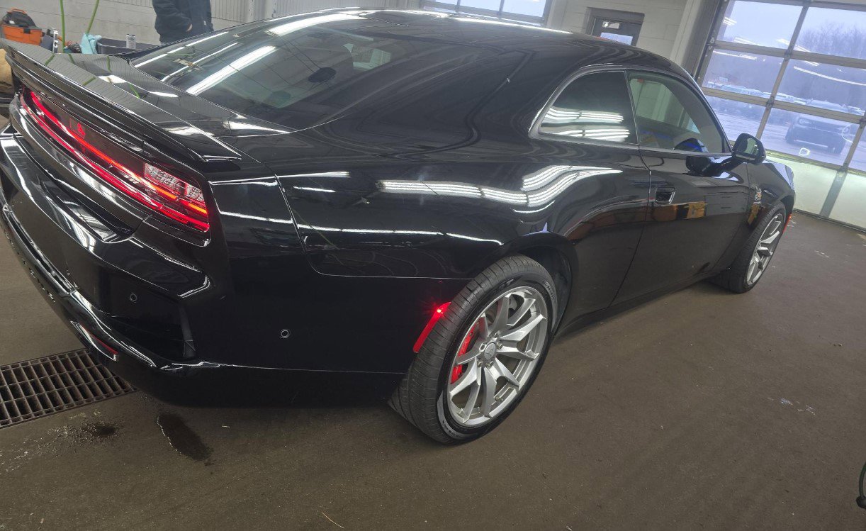 Used 2024 Dodge Charger Daytona Scat Pack w/ Plus Group AWD/4WD image 4