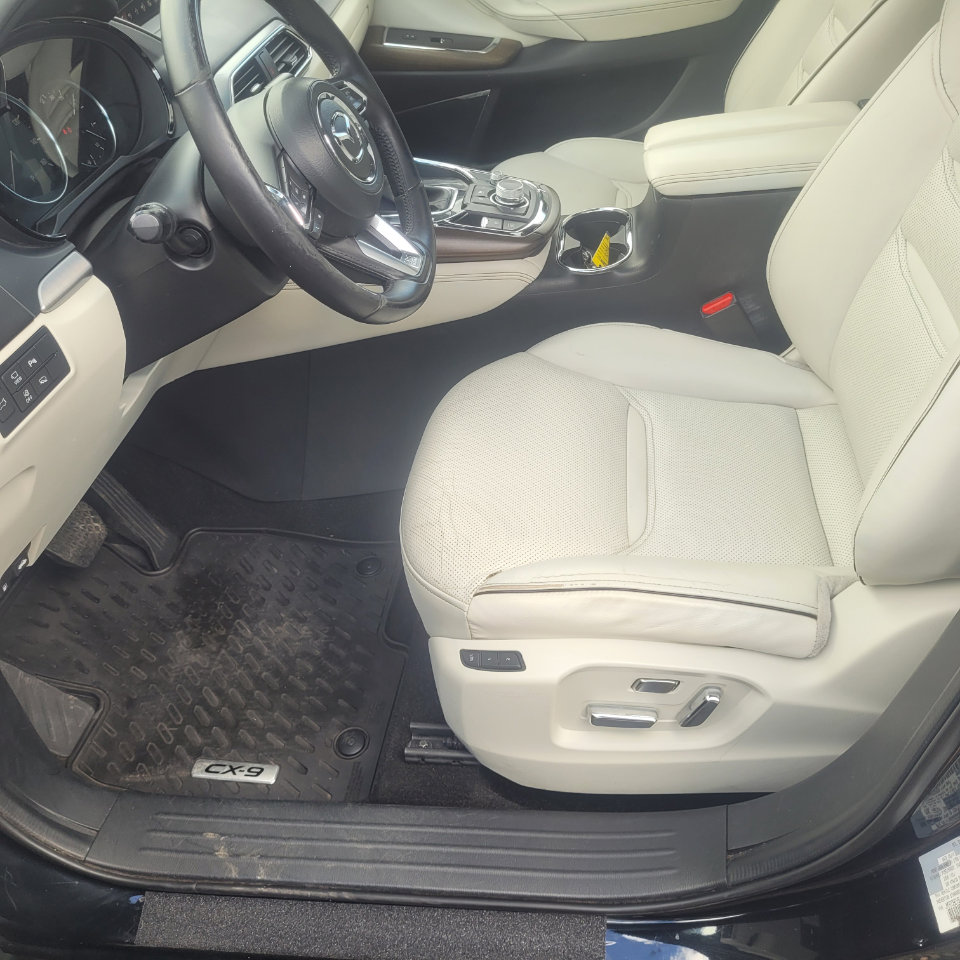 Used 2020 MAZDA CX-9 Signature image 11