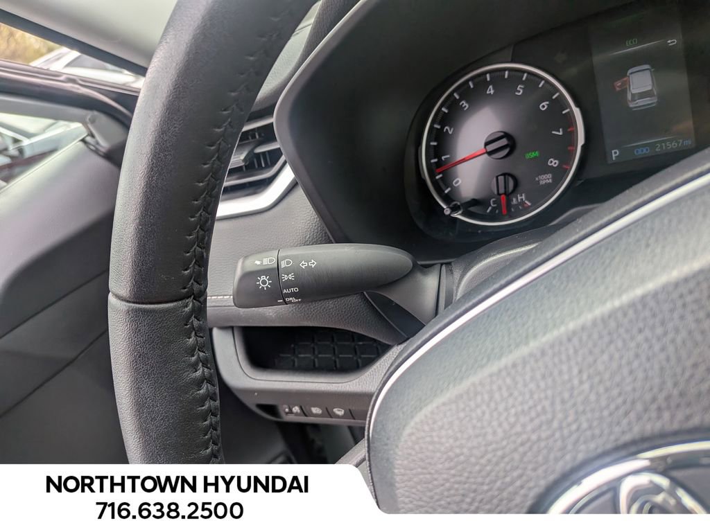 Used 2022 Toyota RAV4 XLE w/ Convenience Package AWD/4WD image 30