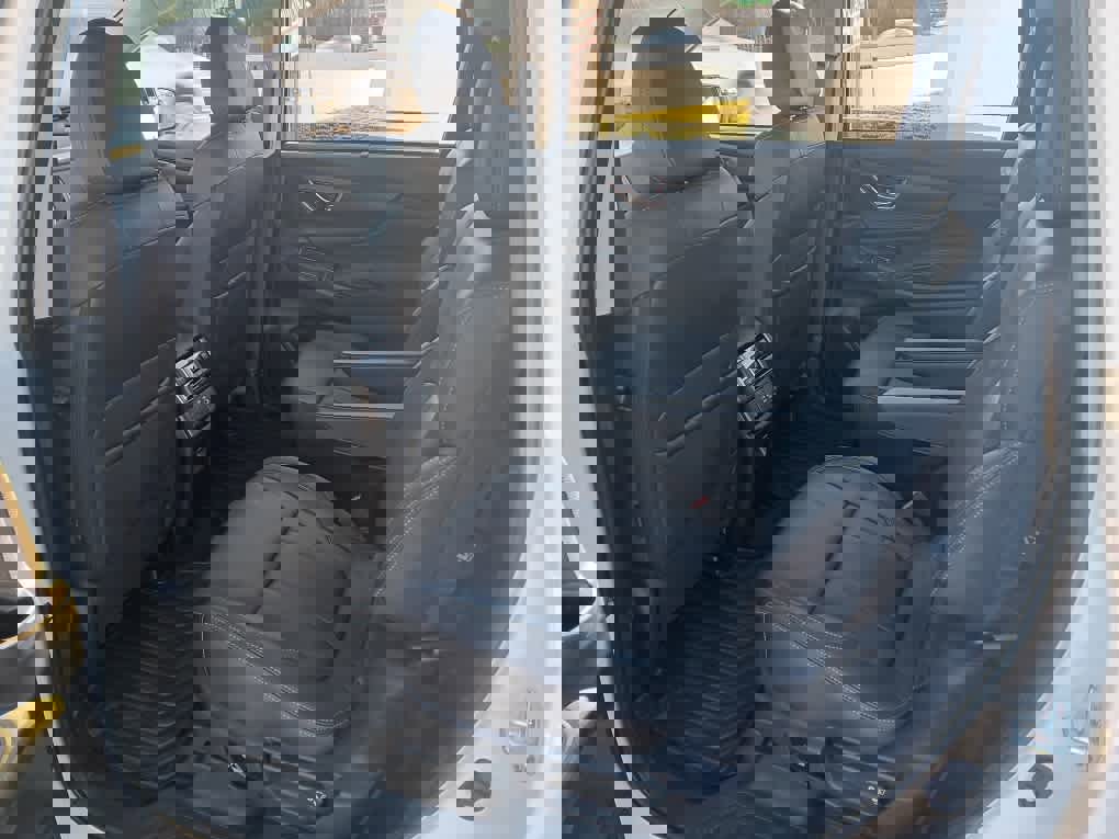 Used 2023 Subaru Ascent Limited image 16