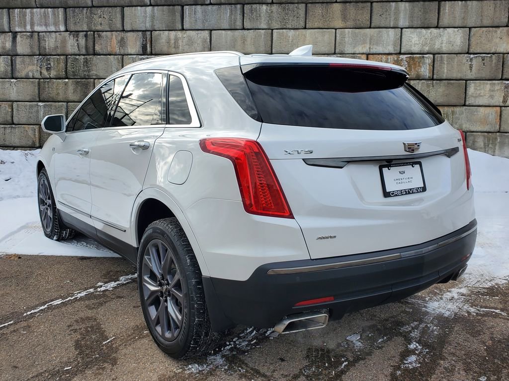 Used 2019 Cadillac XT5 Luxury w/ LPO, Black Ice Package video 2