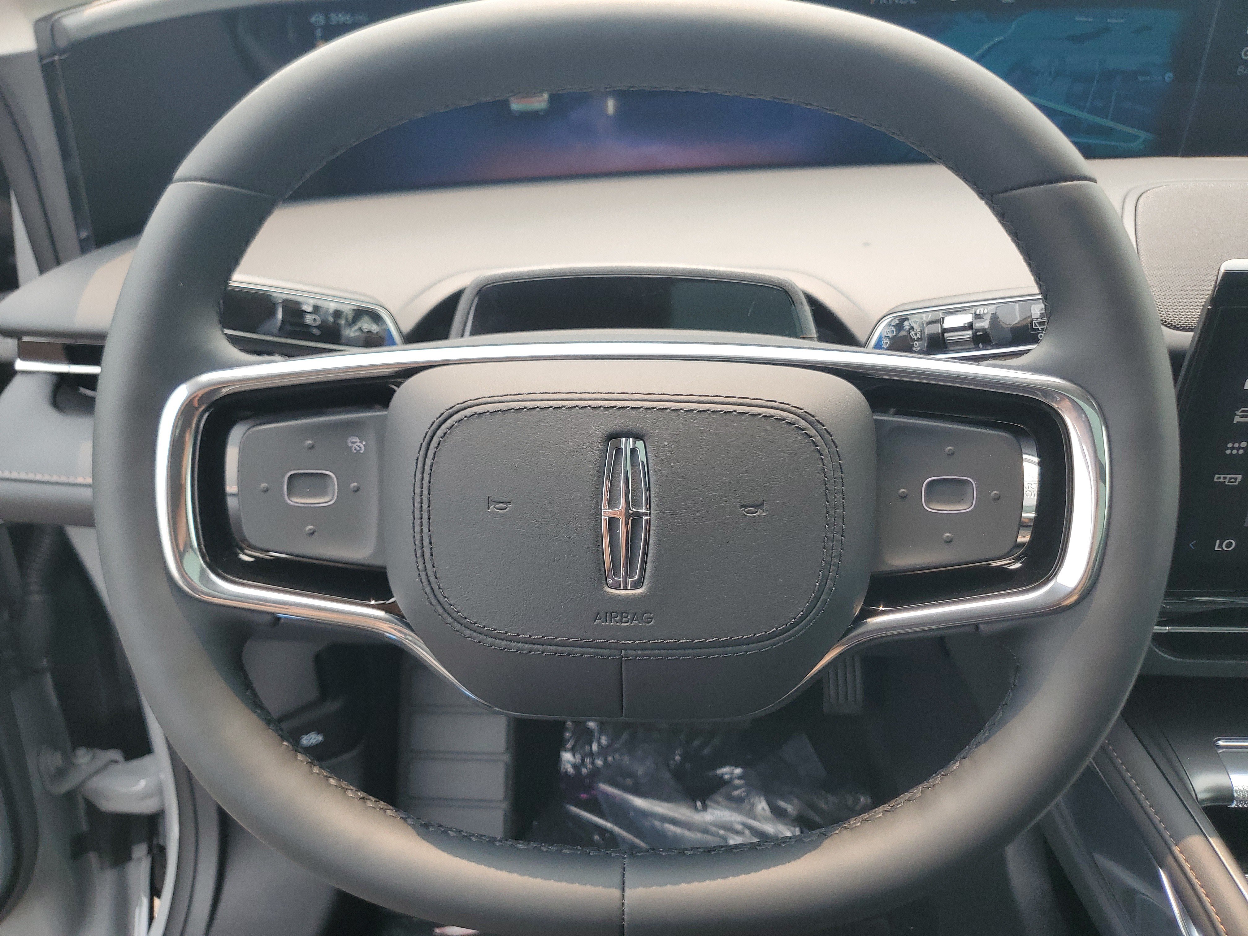 New 2026 Lincoln Nautilus Reserve AWD/4WD image 16