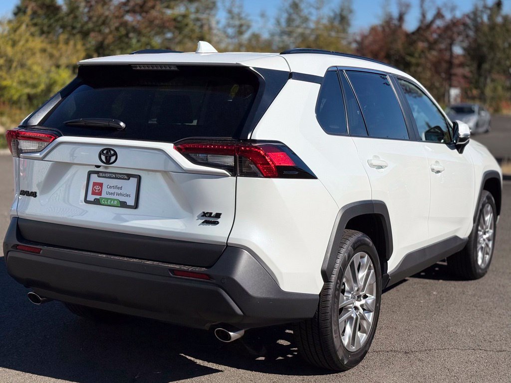 Used 2025 Toyota RAV4 XLE Premium w/ Weather Package AWD/4WD image 5