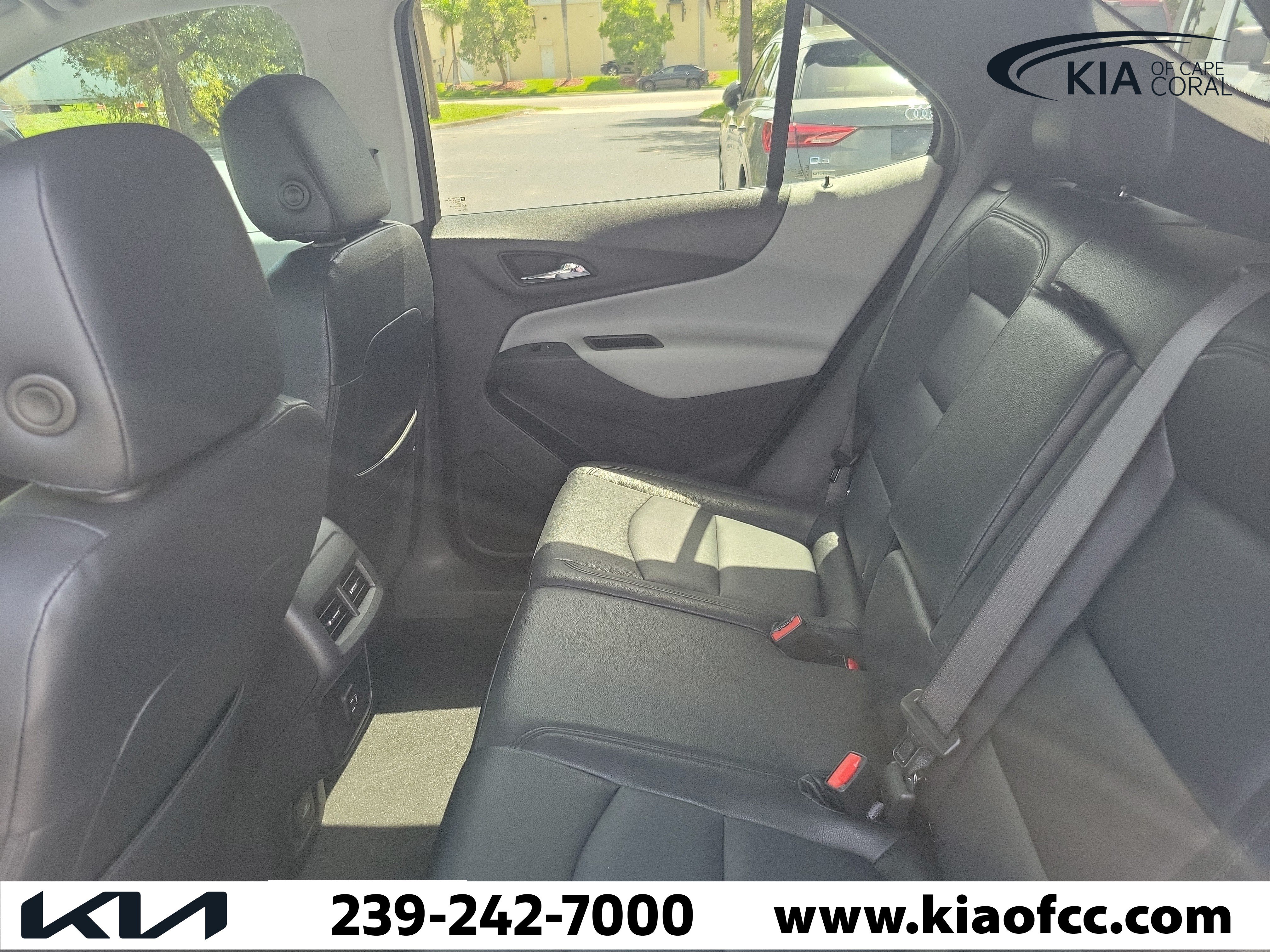 Used 2023 Chevrolet Equinox LT AWD/4WD image 13