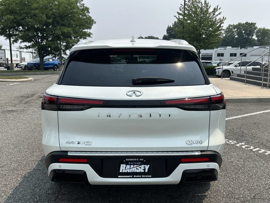 Certified 2023 INFINITI QX60 Luxe w/ Cargo Package AWD/4WD image 27