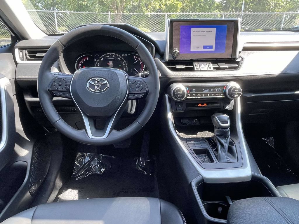Used 2023 Toyota RAV4 XLE Premium FWD image 17