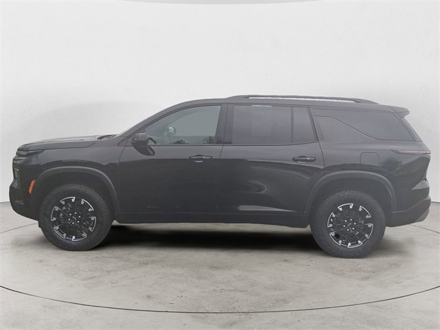 Used 2024 Chevrolet Traverse Z71 w/ Enhanced Driving Package image 2