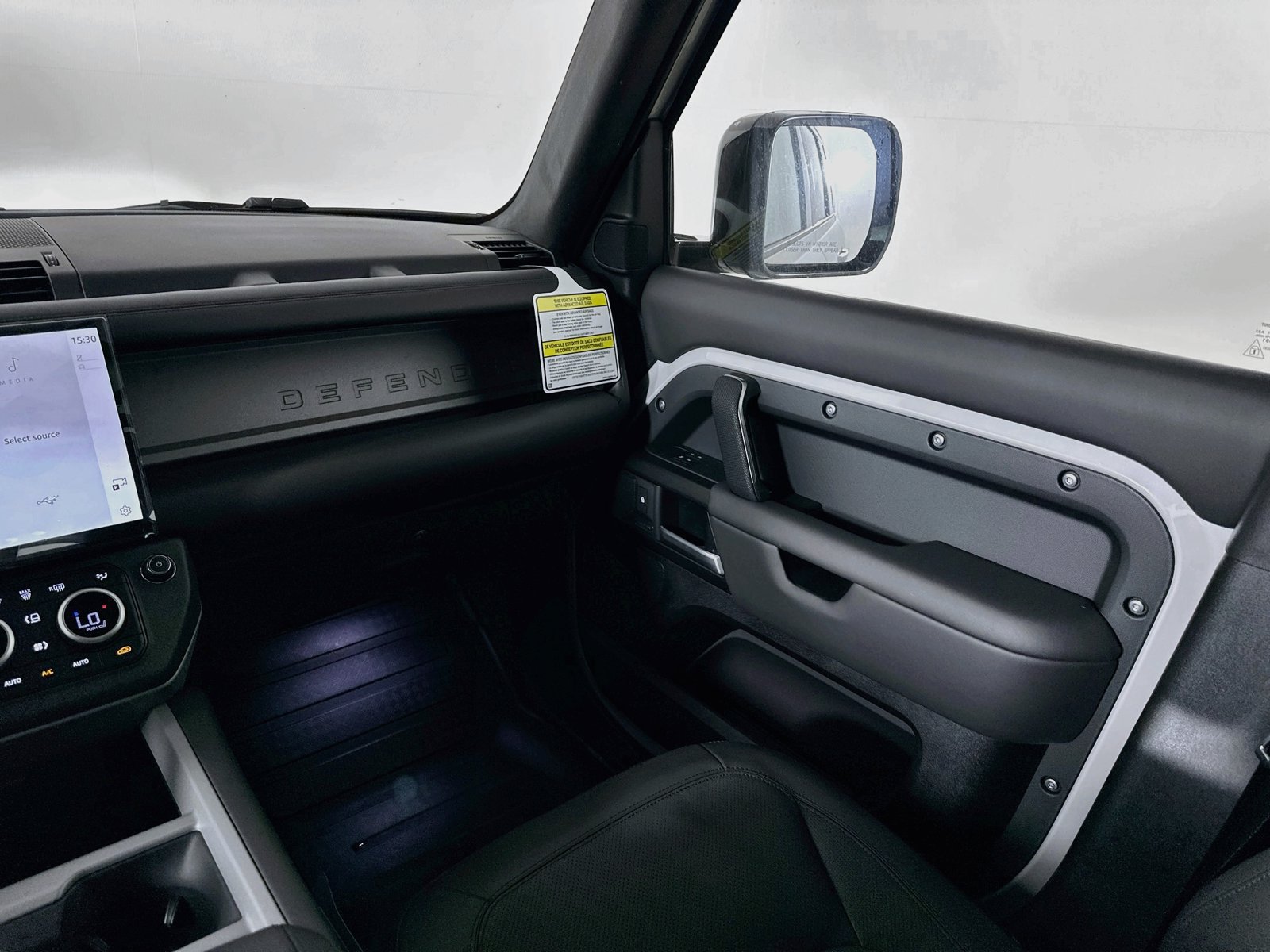 New 2026 Land Rover Defender 110 X AWD/4WD image 24