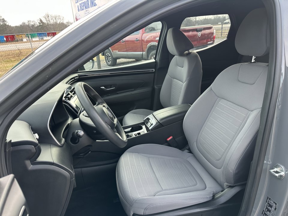 Used 2023 Hyundai Santa Cruz SEL image 15