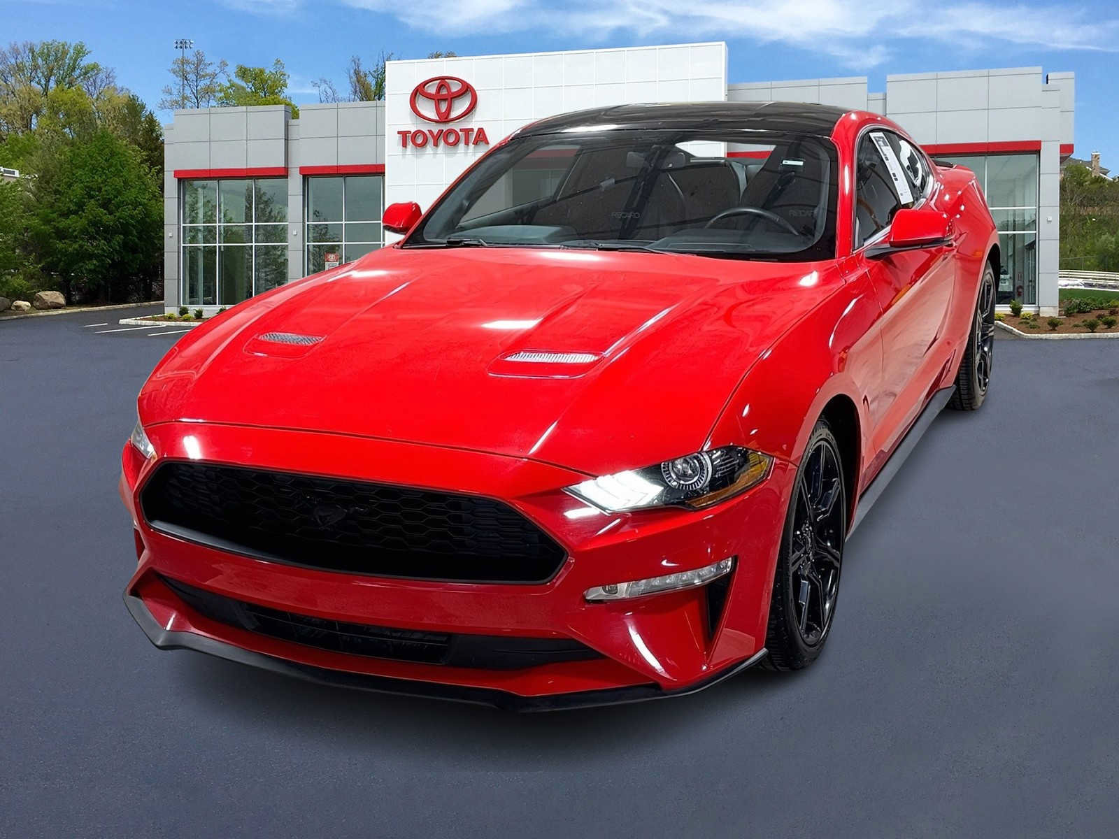 Used 2018 Ford Mustang Premium w/ Black Accent Pkg