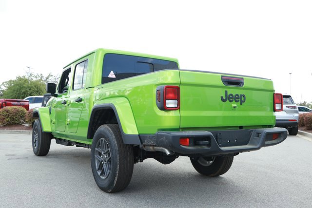 New 2026 Jeep Gladiator Sport image 9