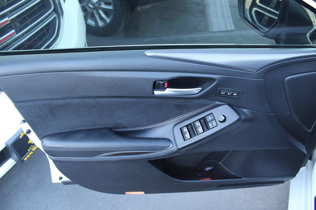 Used 2019 Toyota Avalon Touring w/ Advanced Safety Package FWD image 18