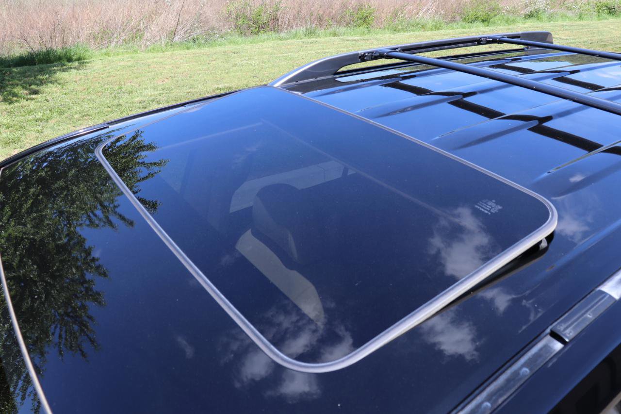 Used 2014 Lexus LX 570 4WD image 22