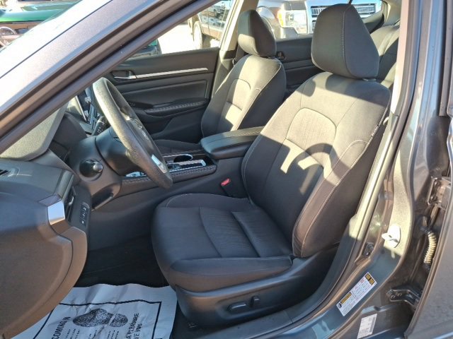 Used 2023 Nissan Altima 2.5 SV image 23