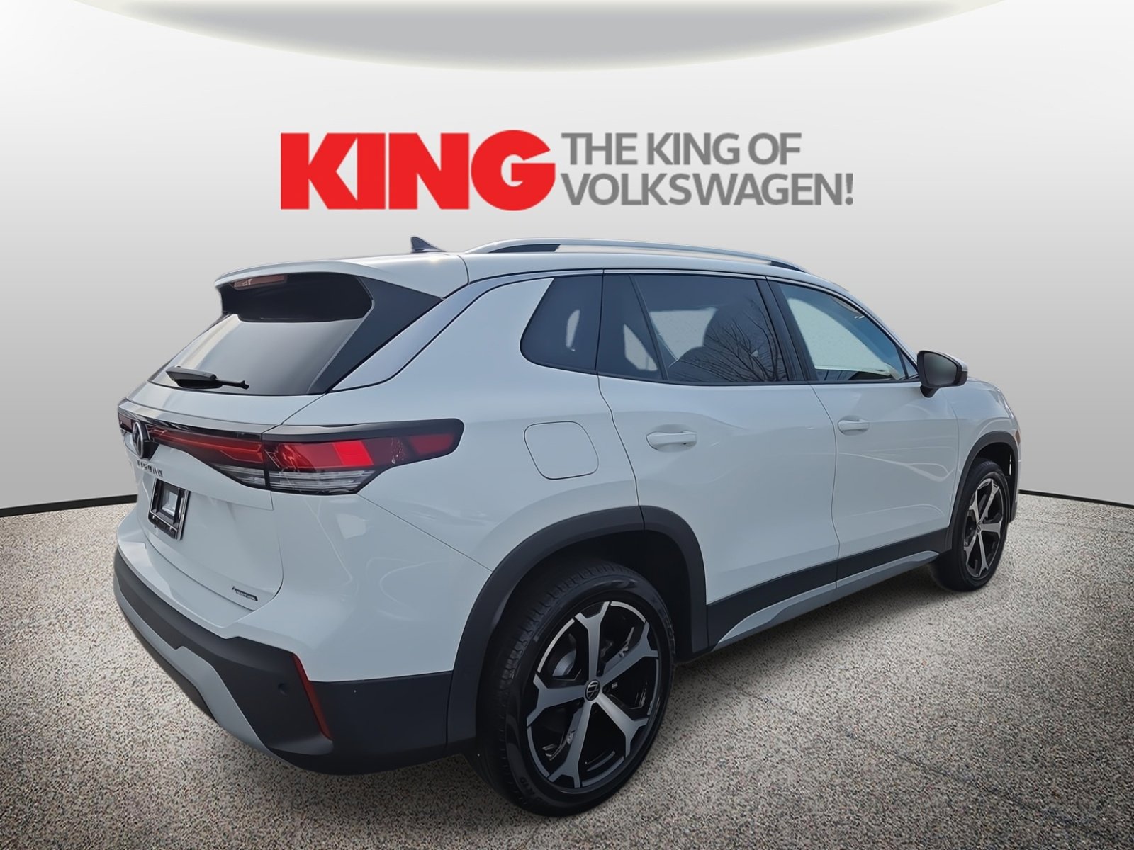 New 2026 Volkswagen Tiguan SE image 3