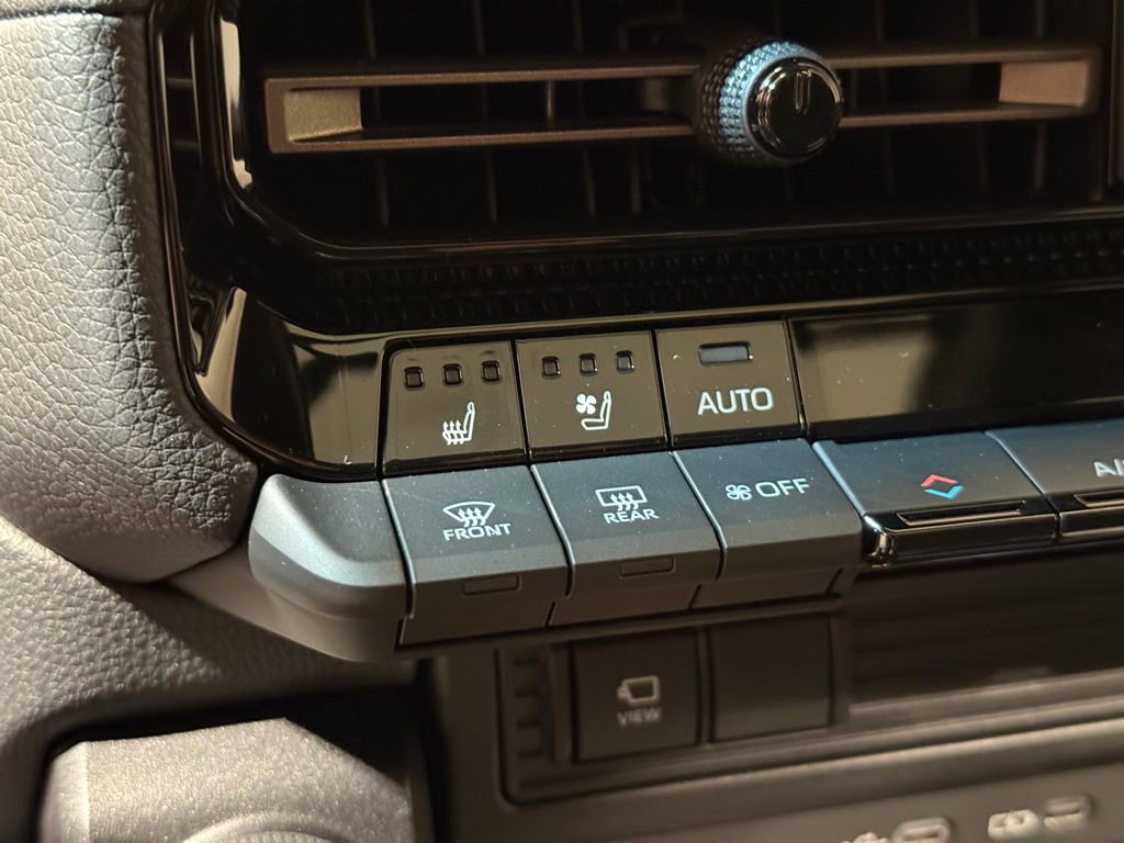 New 2025 Toyota Land Cruiser image 30