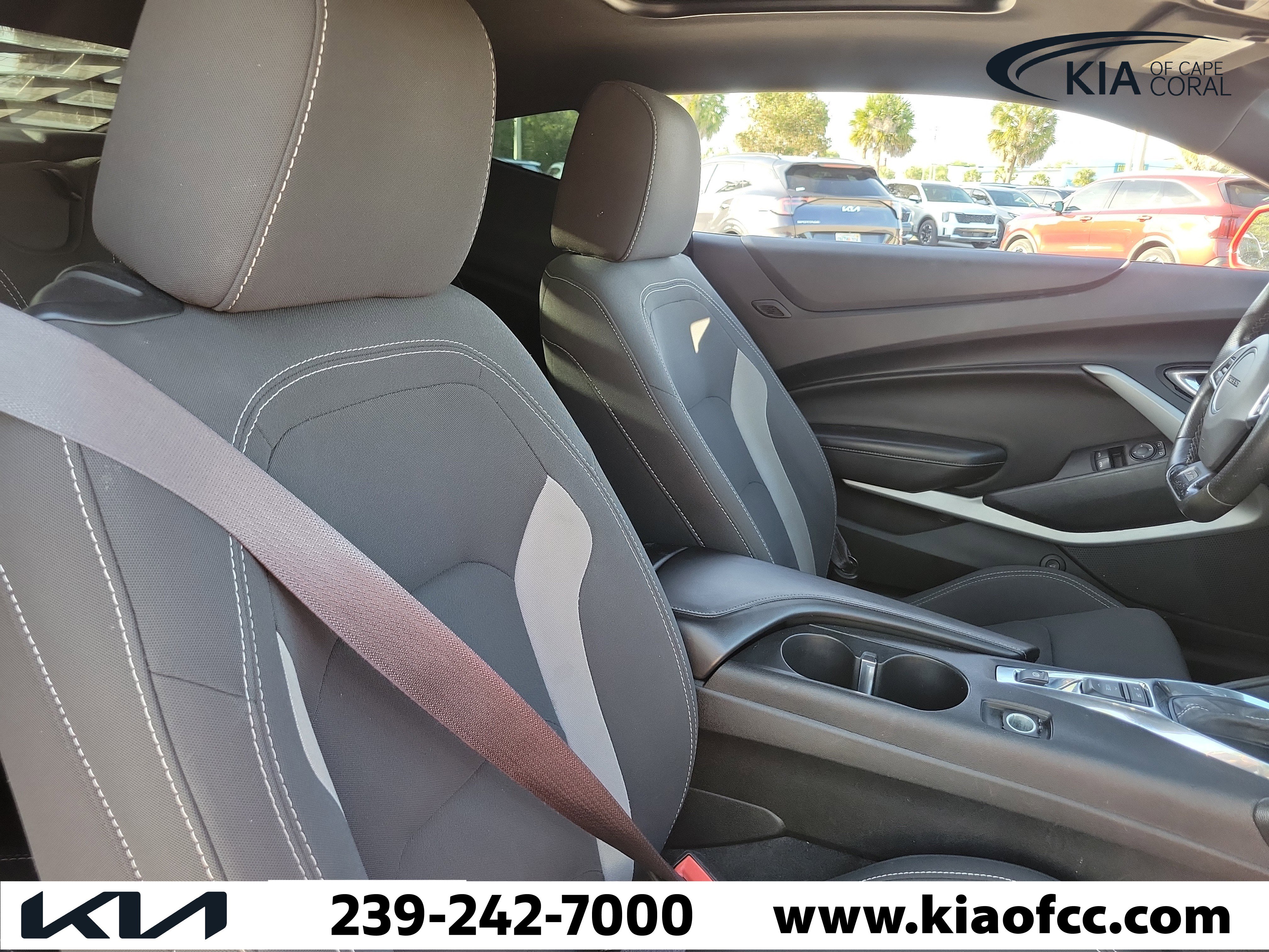 Used 2017 Chevrolet Camaro SS image 27