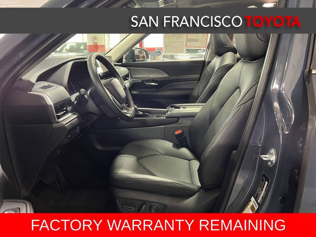 Certified 2025 Toyota Grand Highlander FWD image 11