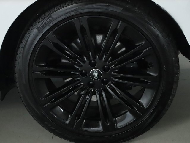 Certified 2022 Land Rover Range Rover Long Wheelbase SE image 39