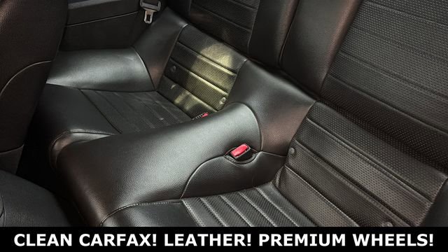 Used 2005 Ford Mustang GT Premium image 23