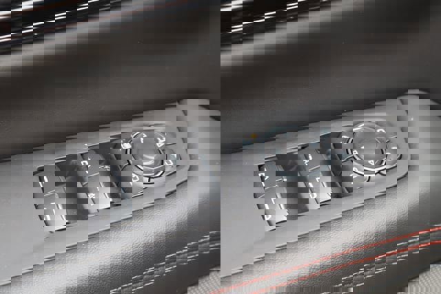 Used 2026 GMC Yukon AT4 Ultimate AWD/4WD image 26