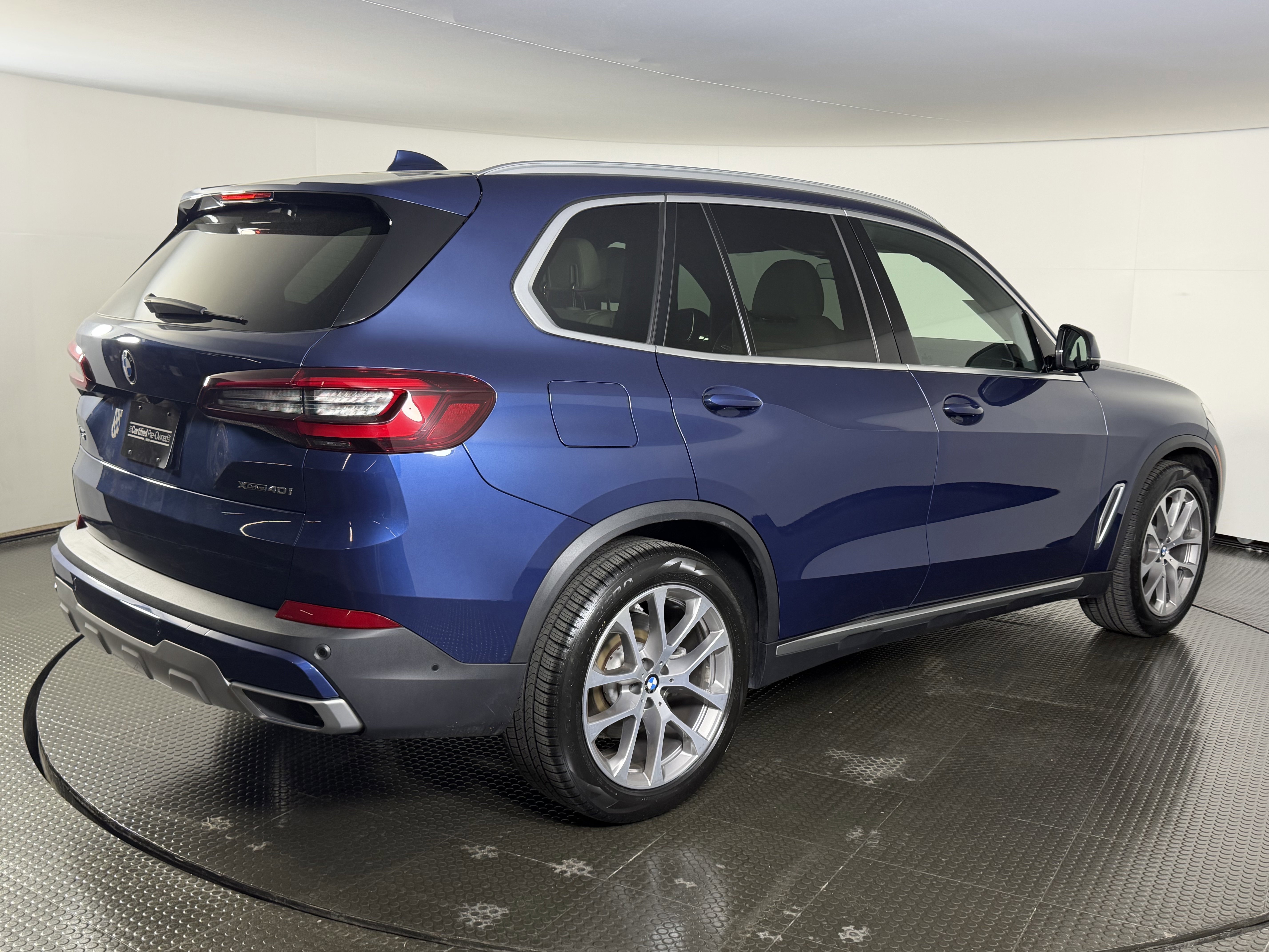 Certified 2022 BMW X5 xDrive40i AWD/4WD image 4