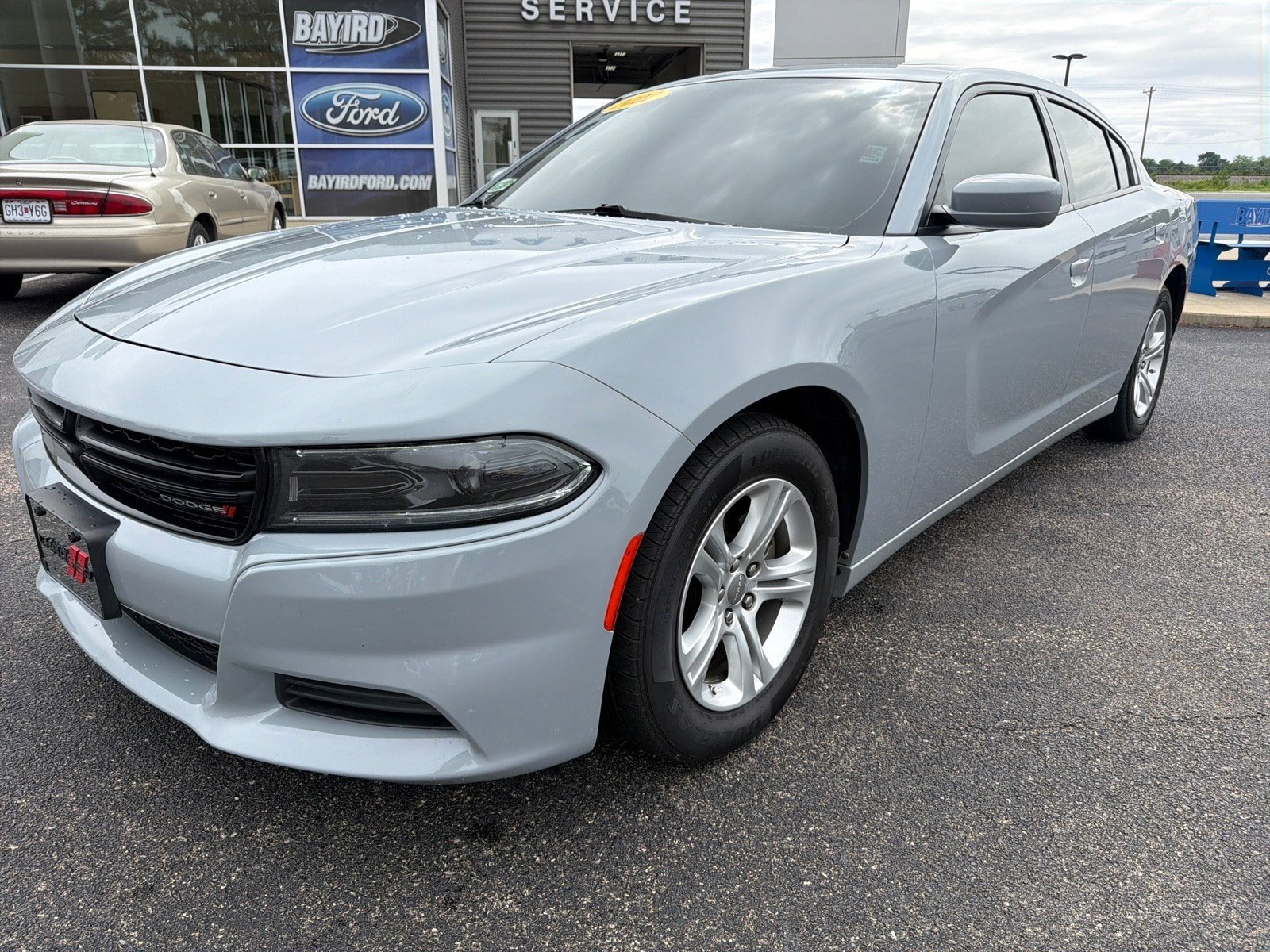 Used 2022 Dodge Charger SXT w/ Leather Interior Group RWD image 3