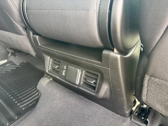 Used 2024 Chevrolet Silverado 1500 LT AWD/4WD image 27