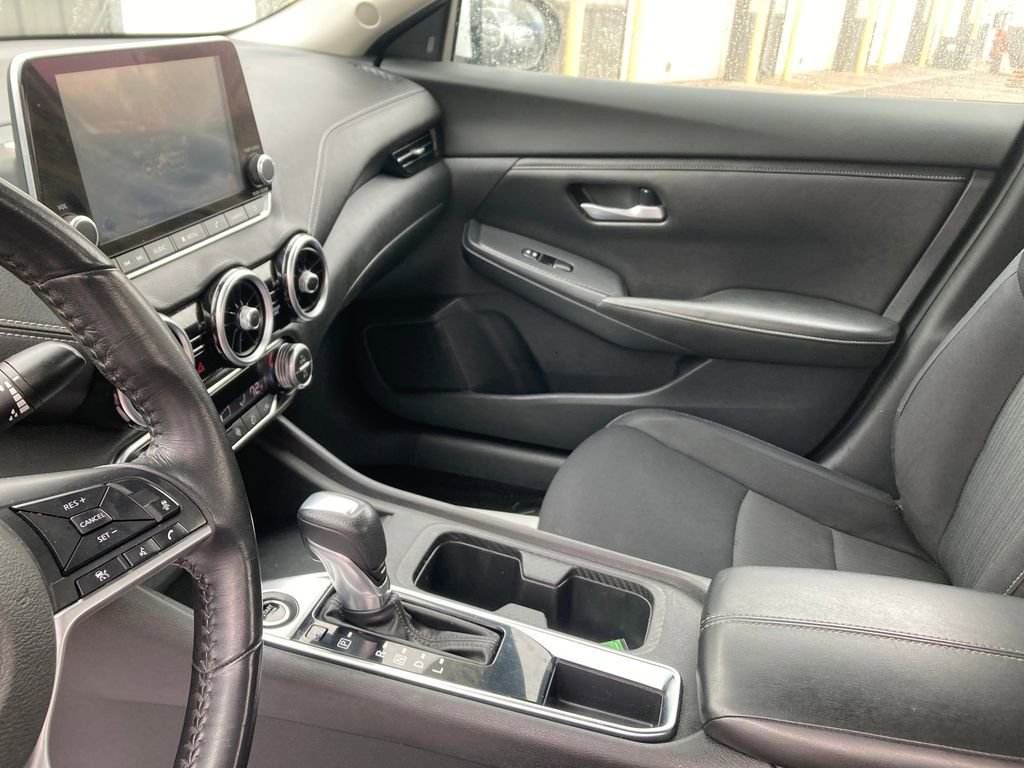 Used 2020 Nissan Sentra SV FWD image 16