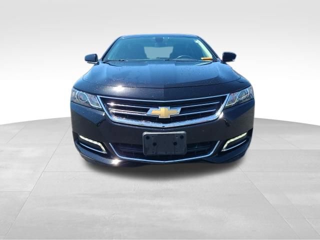 Used 2018 Chevrolet Impala LT w/ Sunroof and Spoiler Package FWD image 8