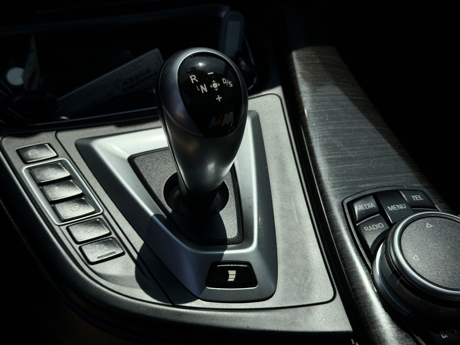 Used 2015 BMW M4 Convertible RWD image 18