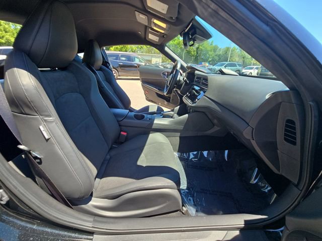 Used 2025 Nissan Z Performance w/ Floor Mat Package RWD image 14