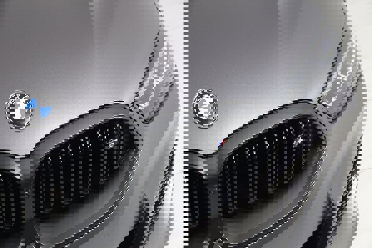 Used 2025 BMW M850i xDrive Coupe w/ M Sport Professional Package image 19