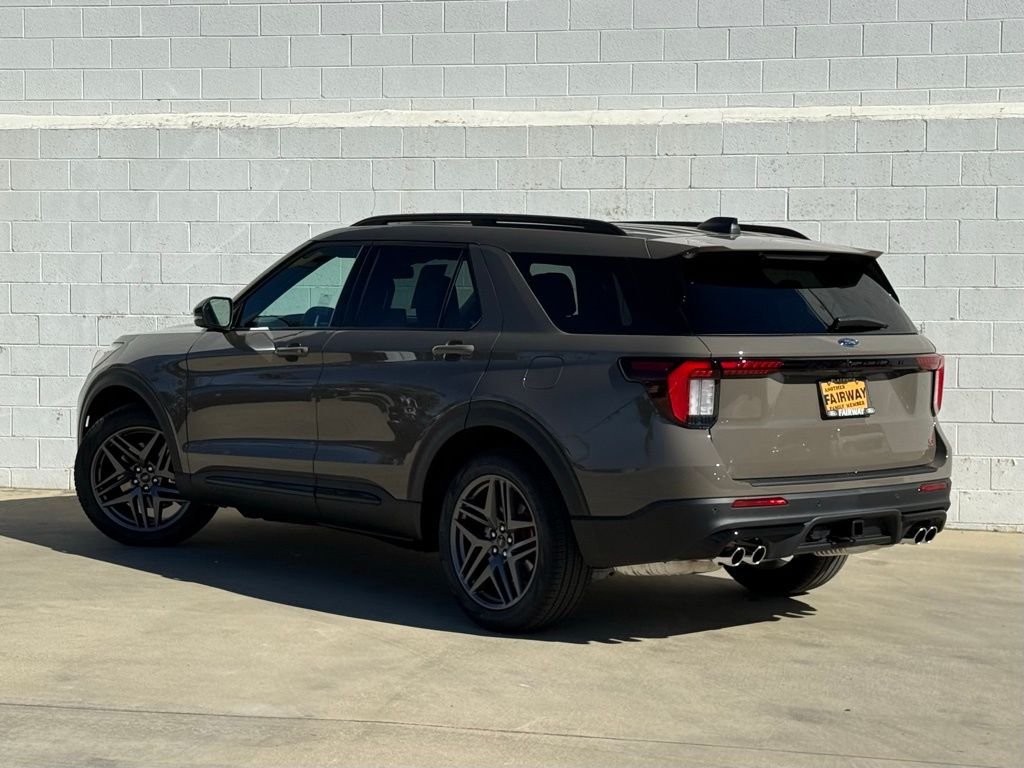 New 2026 Ford Explorer ST w/ Sun And Sound Package AWD/4WD image 3