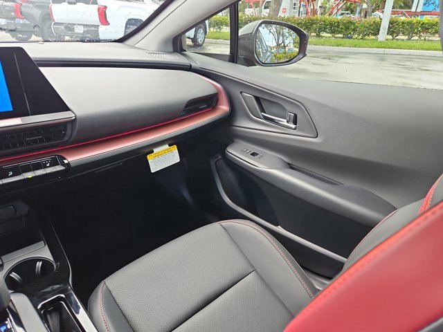 New 2026 Toyota Prius Plug-In Hybrid image 9