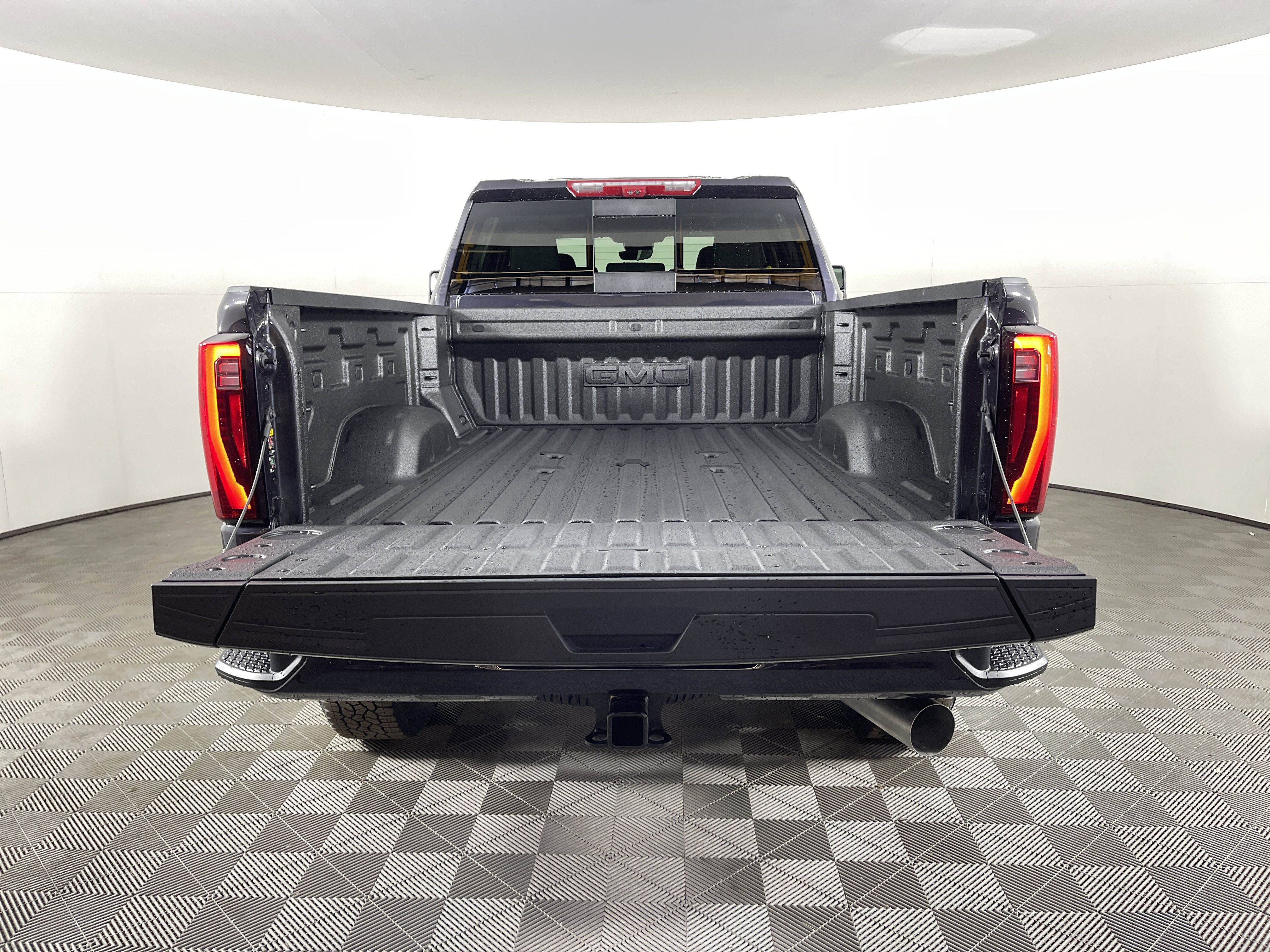 New 2026 GMC Sierra 2500 Denali w/ Denali Reserve Package image 9