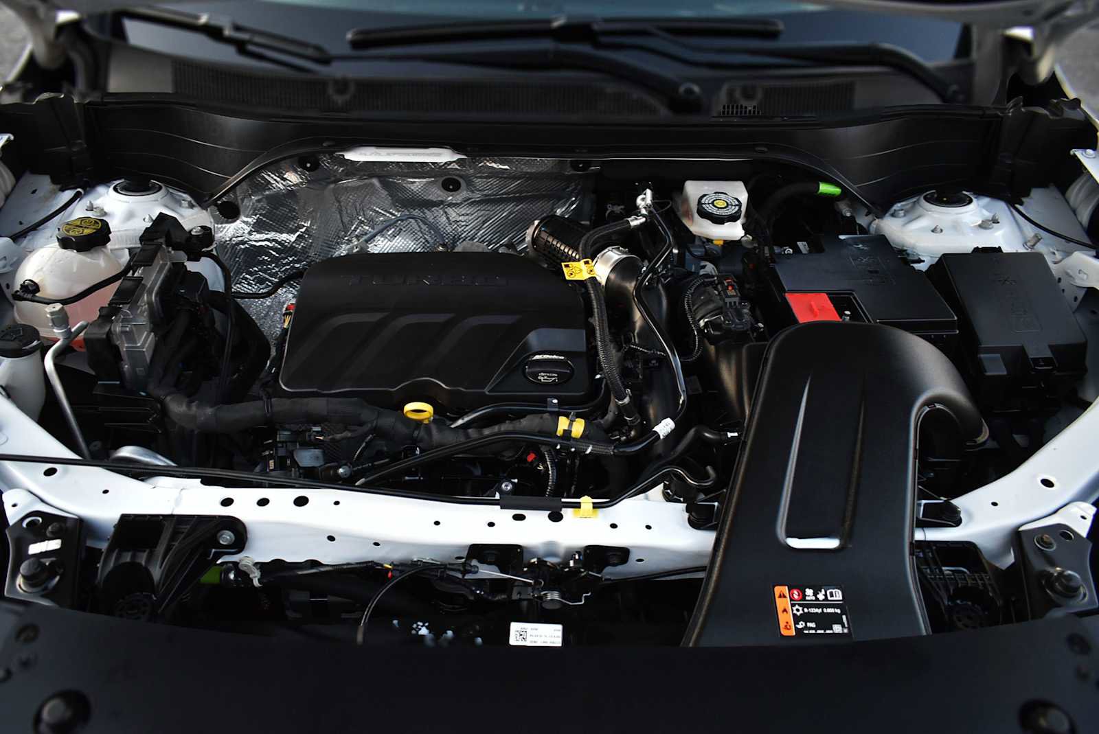 Used 2025 Chevrolet Trax RS w/ Sunroof Package image 27