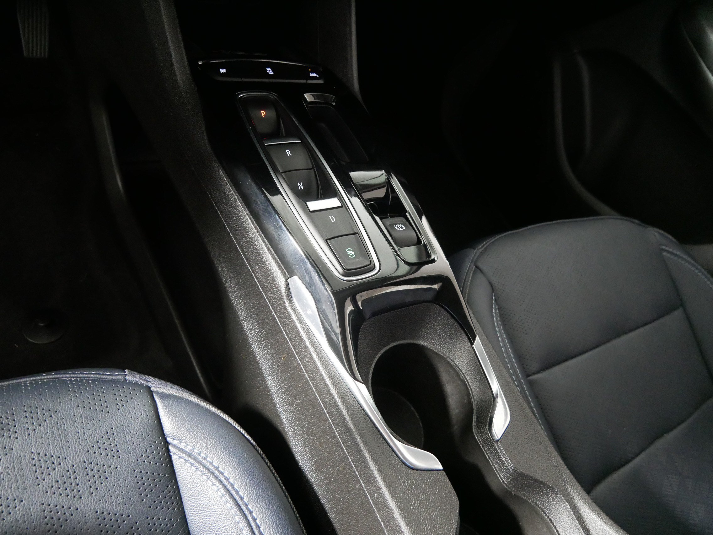 Used 2023 Chevrolet Bolt EUV LT w/ Convenience Package FWD image 24