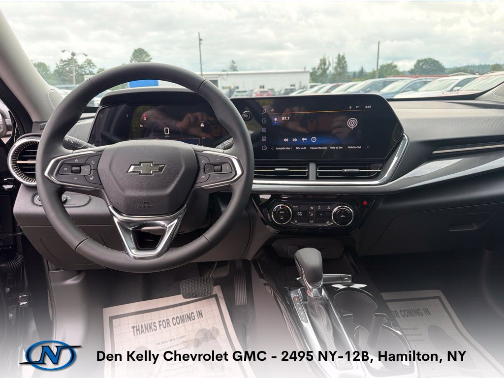 New 2026 Chevrolet Trax ACTIV FWD image 4