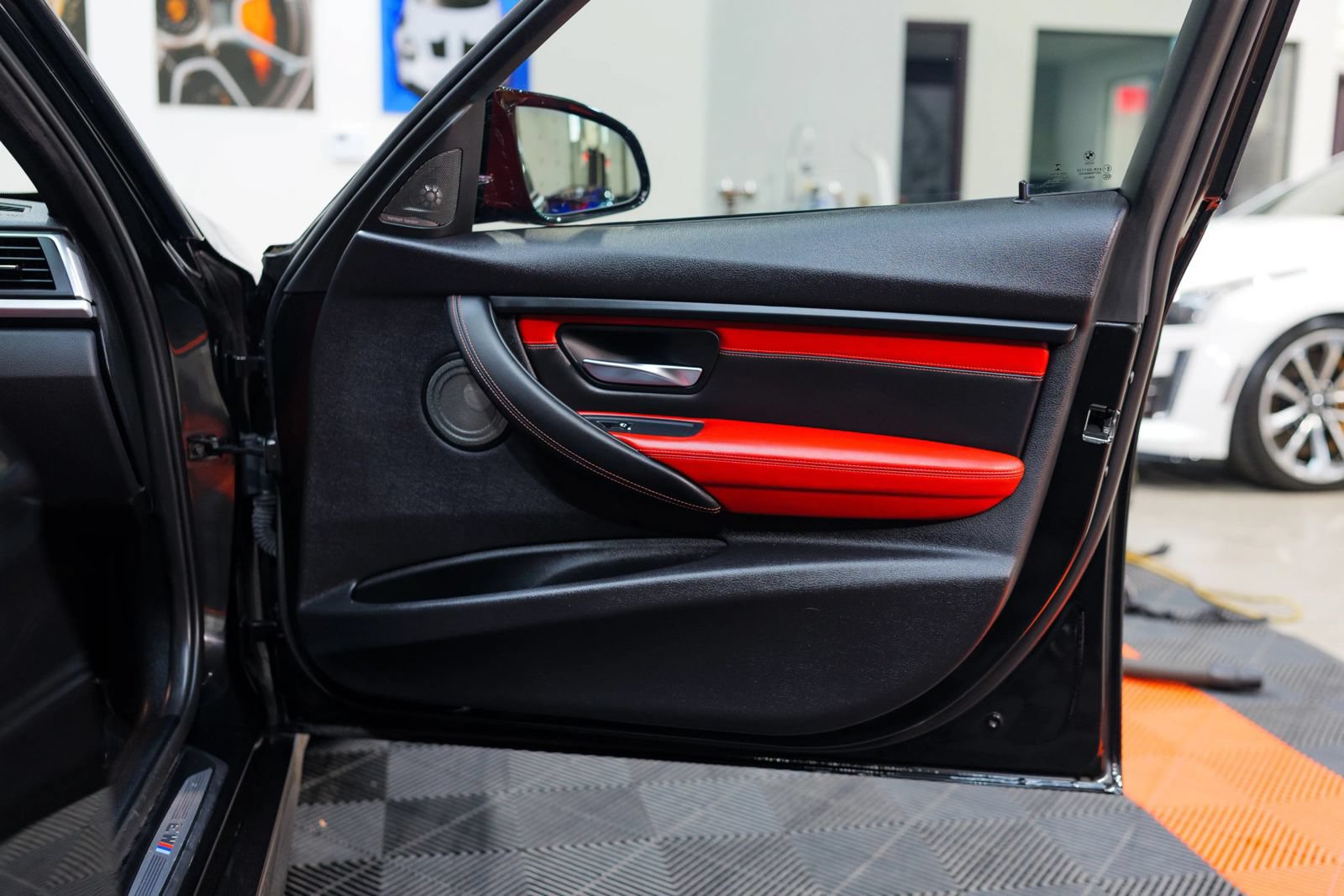 Used 2017 BMW M3 RWD image 39