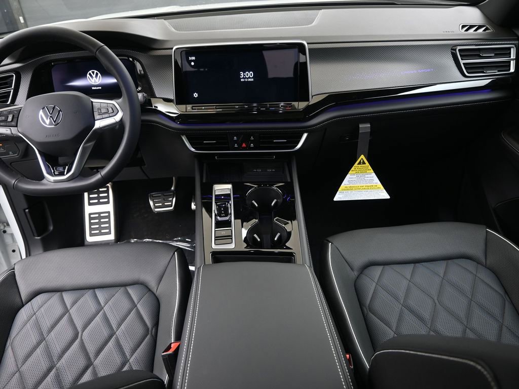 Used 2025 Volkswagen Atlas Cross Sport SEL Premium R-Line image 17